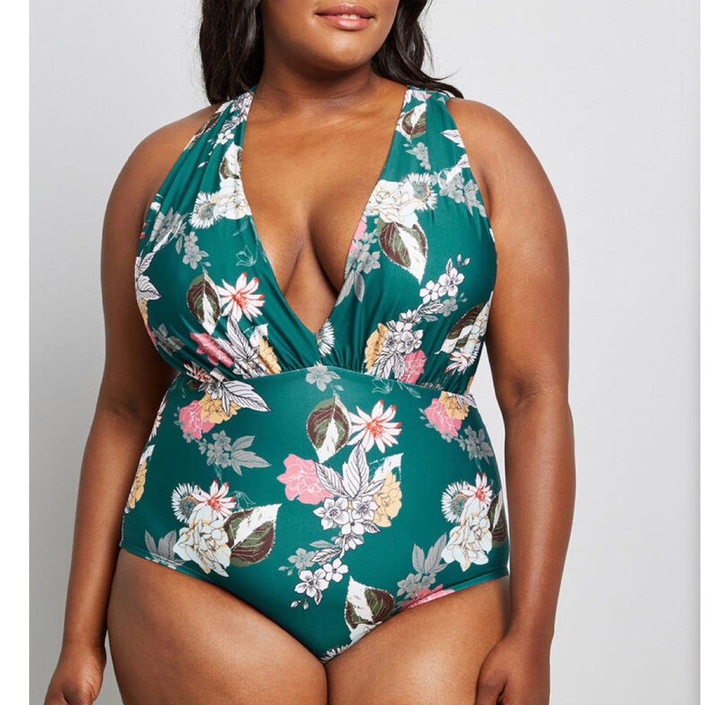 ModCloth Lauren green floral plunge one piece - Picture 4 of 13